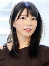 上原亜衣の顔写真