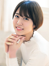 内田里奈の顔写真