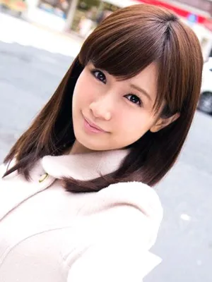 小島みなみ