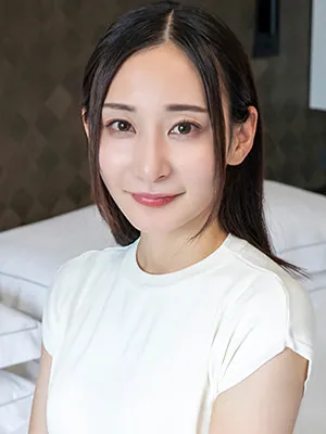 足立友梨