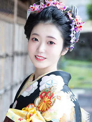 賀川かのこ
