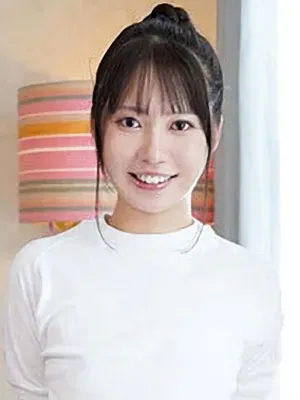 咲月ひな