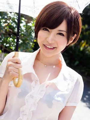 里美ゆりあ